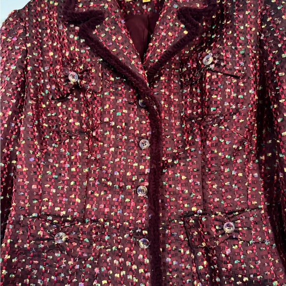 Elegant Burgundy Tweed Jacket Ptp 20” height 20” - Picture 2 of 10